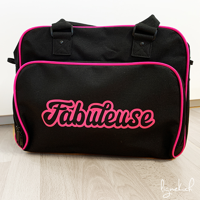 Sac vintage noir et rose fabuleuse