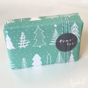 Papier cadeau sapins